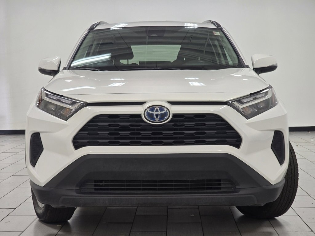Used 2024 Toyota RAV4 LE image 10