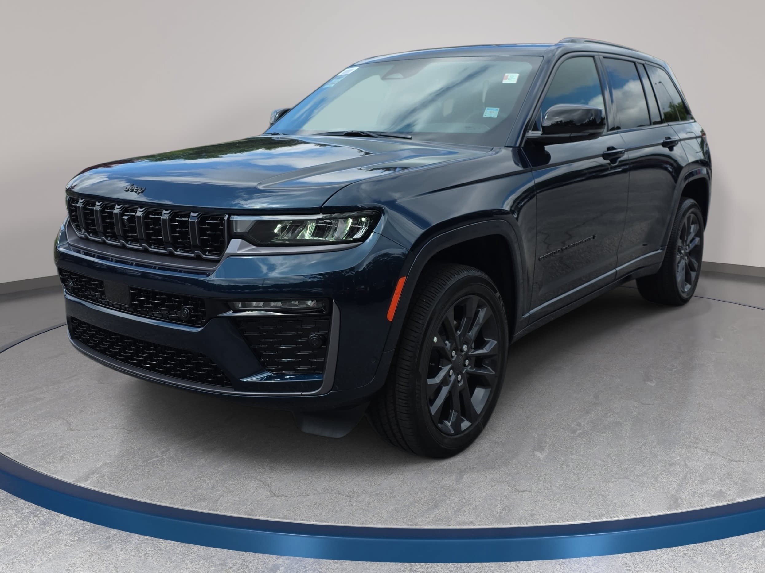 New 2026 Jeep Grand Cherokee Limited AWD/4WD image 1