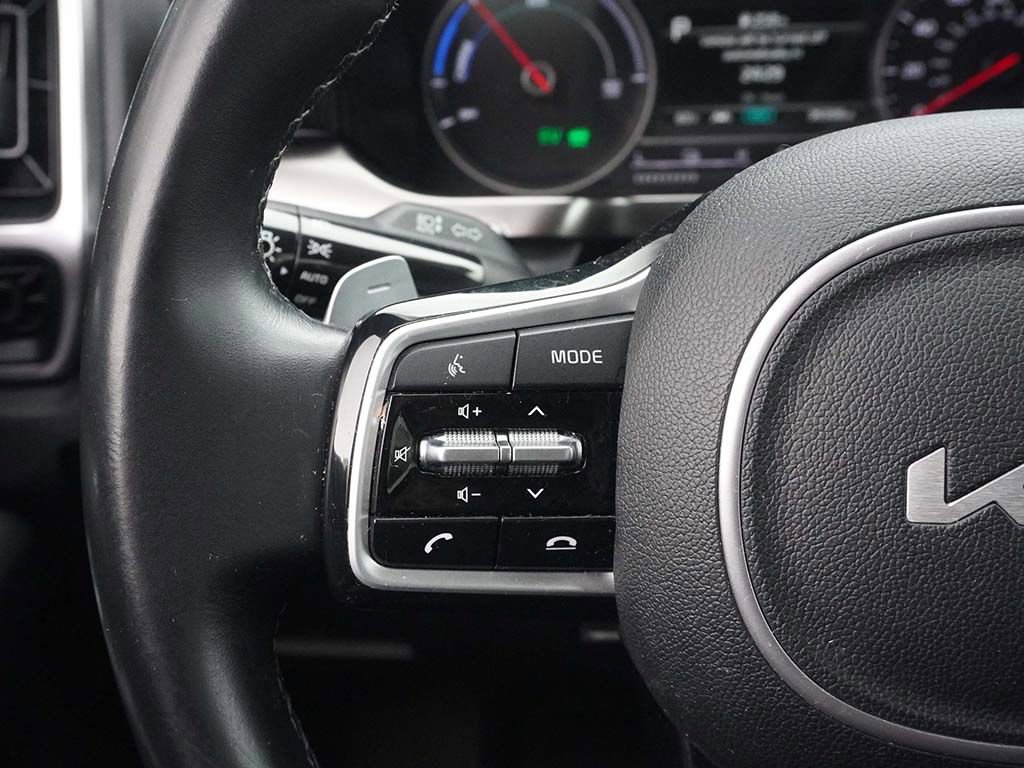 Used 2022 Kia Sorento S FWD image 46