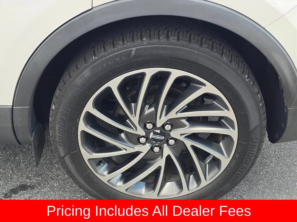 Used 2019 Lincoln Nautilus Reserve FWD image 15