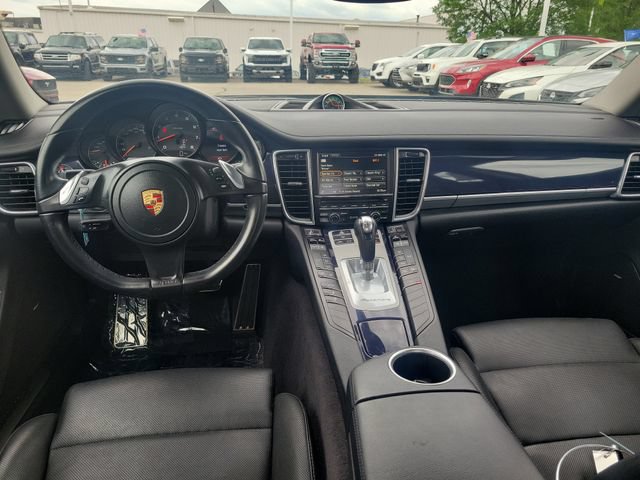 Used 2015 Porsche Panamera 4 AWD/4WD image 10