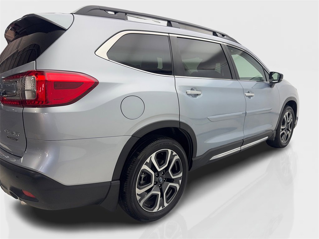 Used 2024 Subaru Ascent Touring image 13