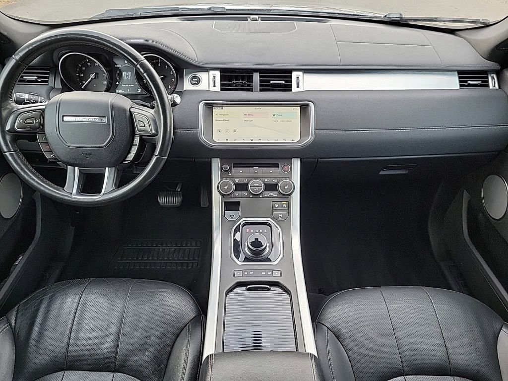 Used 2017 Land Rover Range Rover Evoque SE Premium image 20