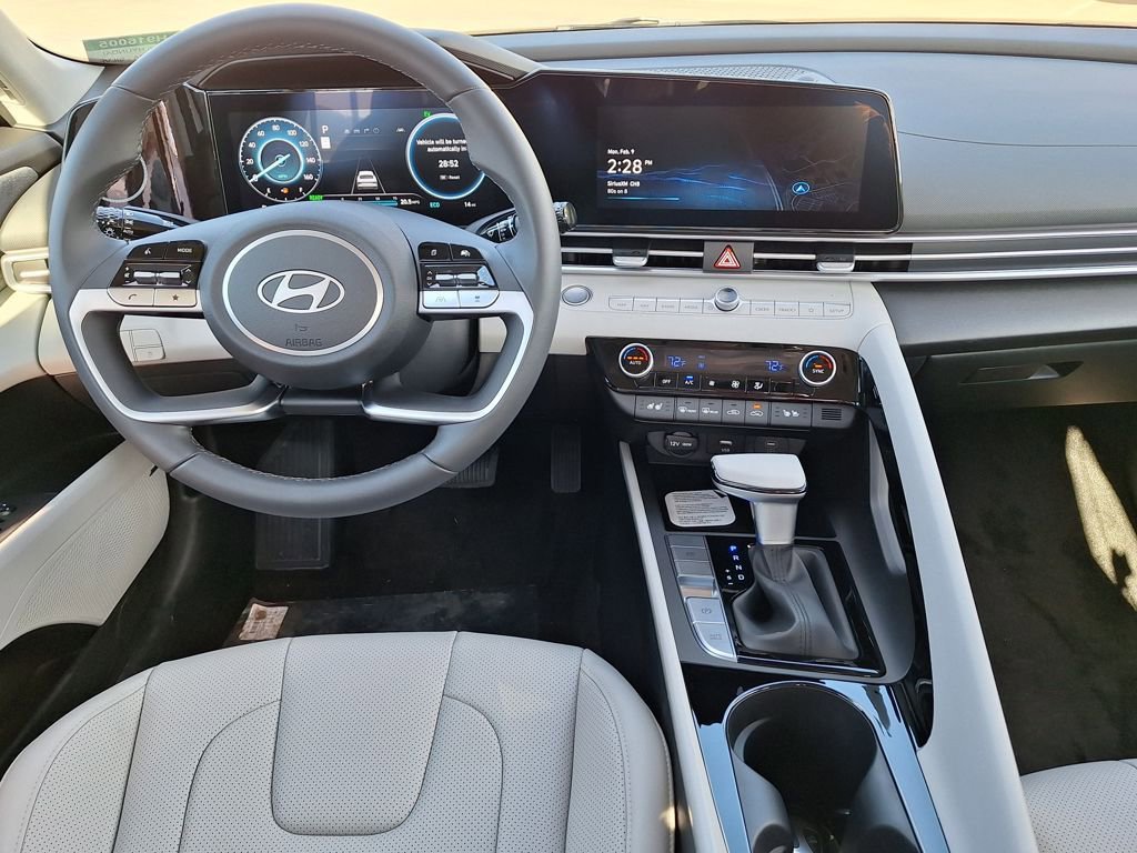New 2026 Hyundai Elantra Limited image 13
