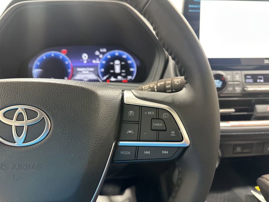 Used 2026 Toyota Grand Highlander Limited image 23