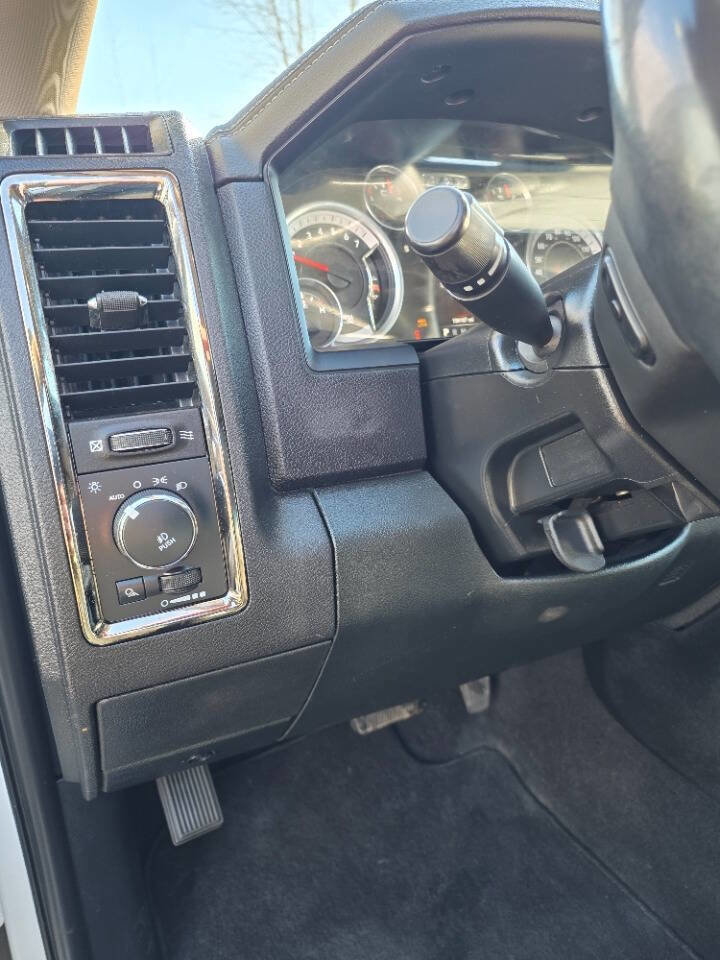 Used 2015 RAM 1500 Sport w/ Sport Premium Group AWD/4WD image 12