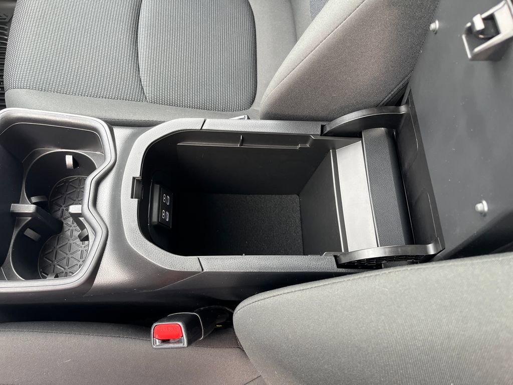 Certified 2024 Toyota RAV4 LE image 27