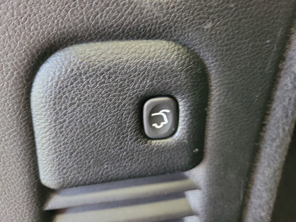 Used 2024 Dodge Durango GT image 13