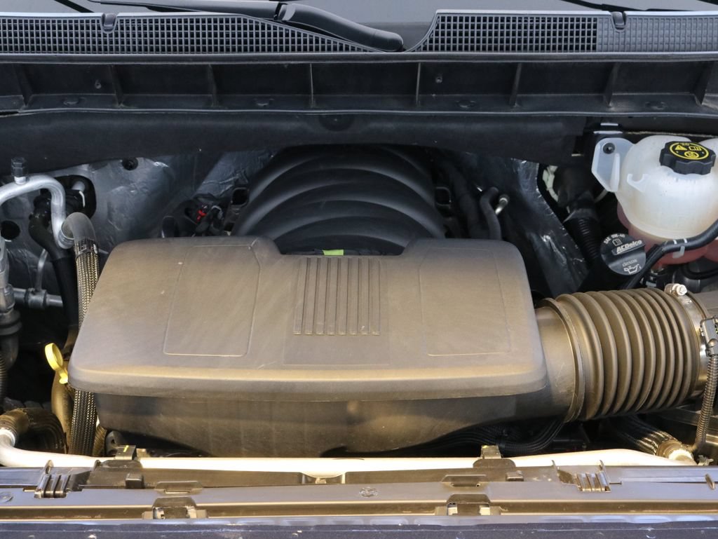 Used 2023 Chevrolet Silverado 1500 High Country w/ High Country Premium Package AWD/4WD image 49