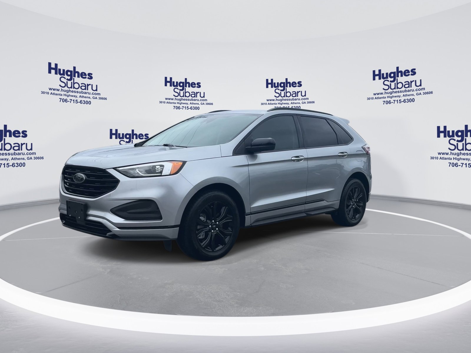 Used 2024 Ford Edge SE w/ Black Appearance Package image 6