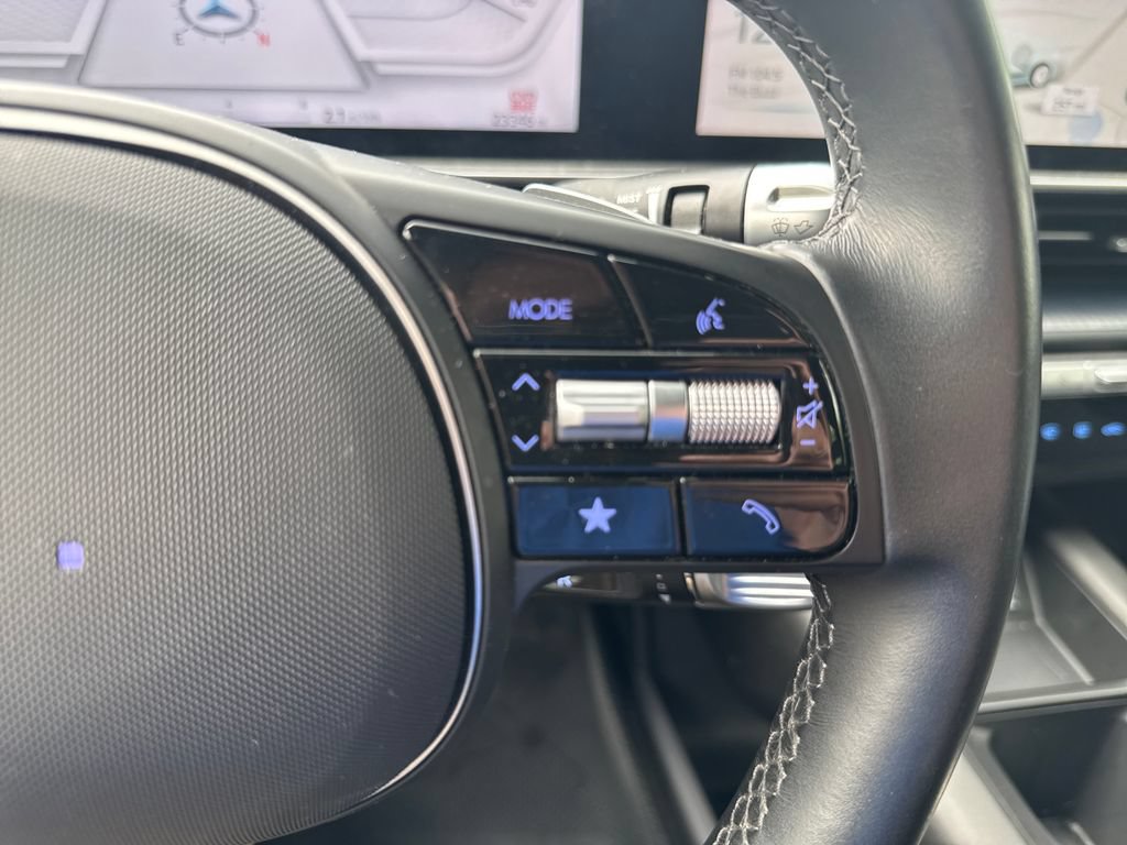 Used 2024 Hyundai Ioniq 6 SE RWD image 29
