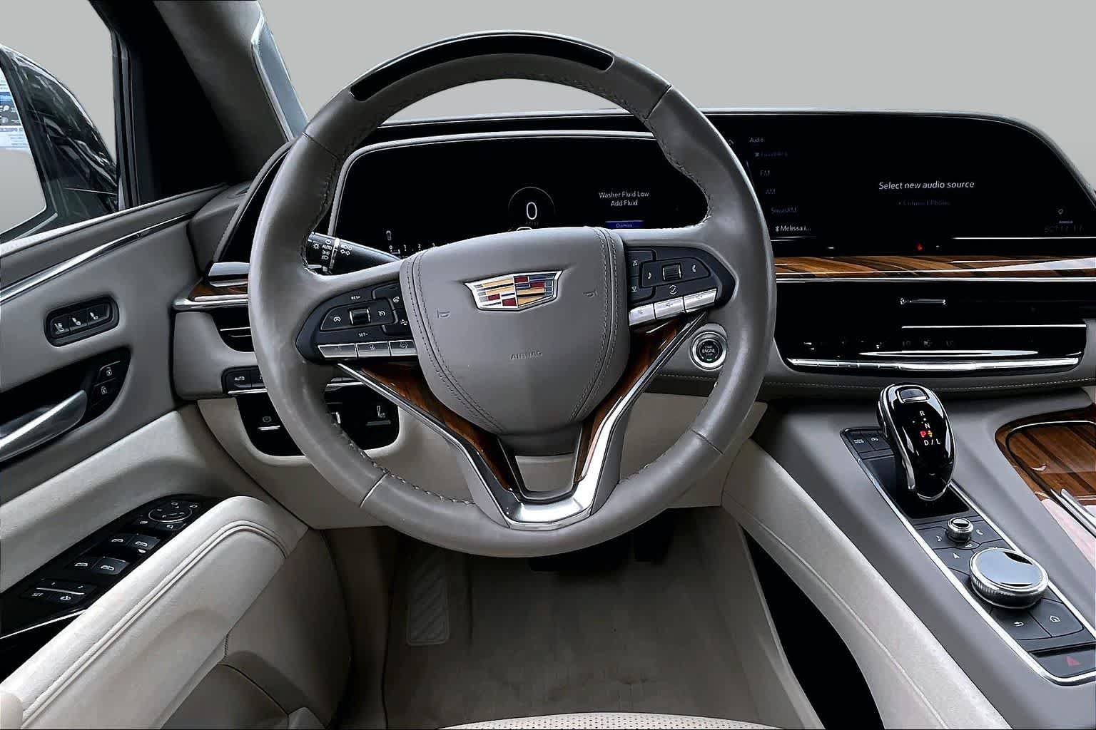 Used 2024 Cadillac Escalade Sport Platinum w/ LPO, ONYX Package AWD/4WD image 10