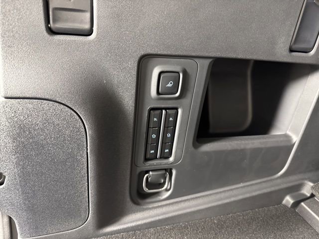 New 2025 Ford Expedition Active image 28