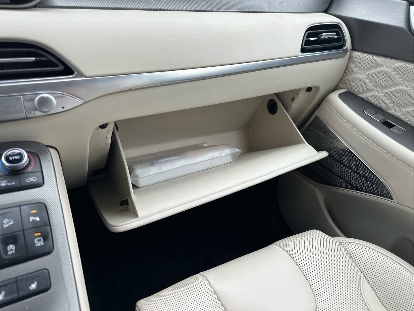 Used 2021 Hyundai Palisade Calligraphy image 42