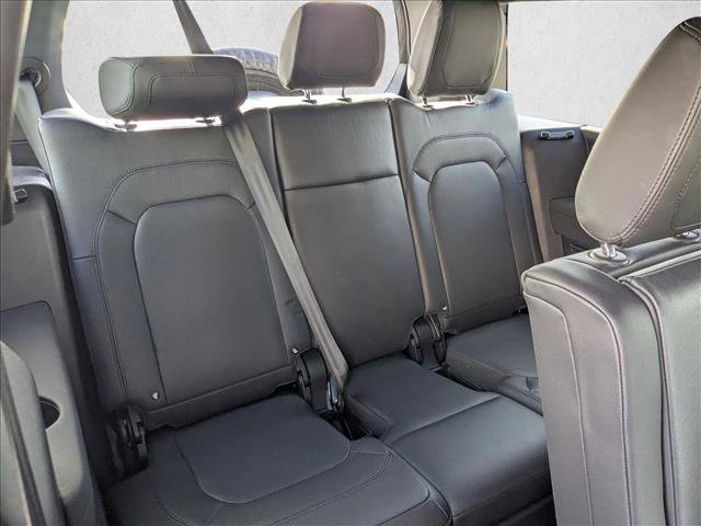 Certified 2023 Land Rover Defender 130 SE image 22