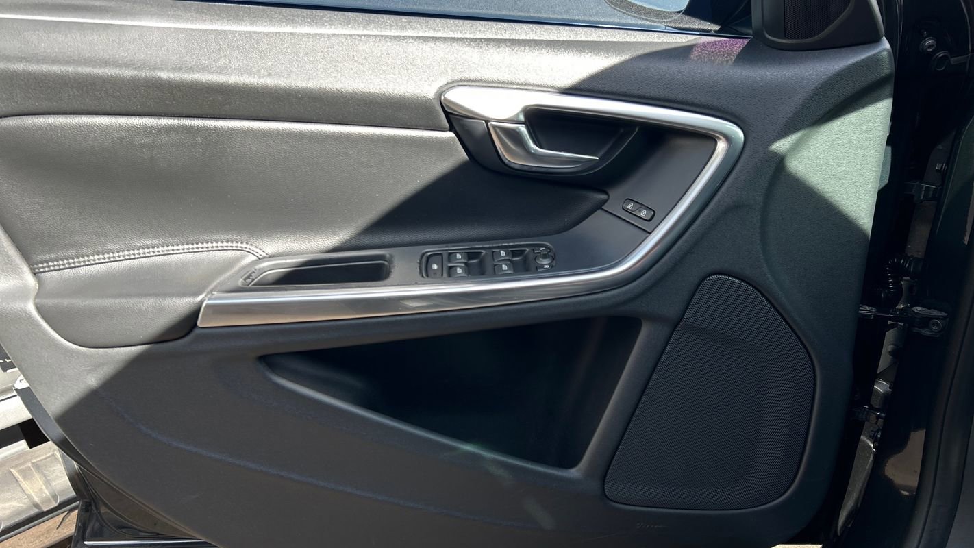 Used 2015 Volvo S60 T5 Premier image 24