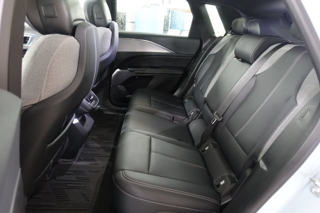 Used 2024 Cadillac Lyriq Tech AWD/4WD image 22