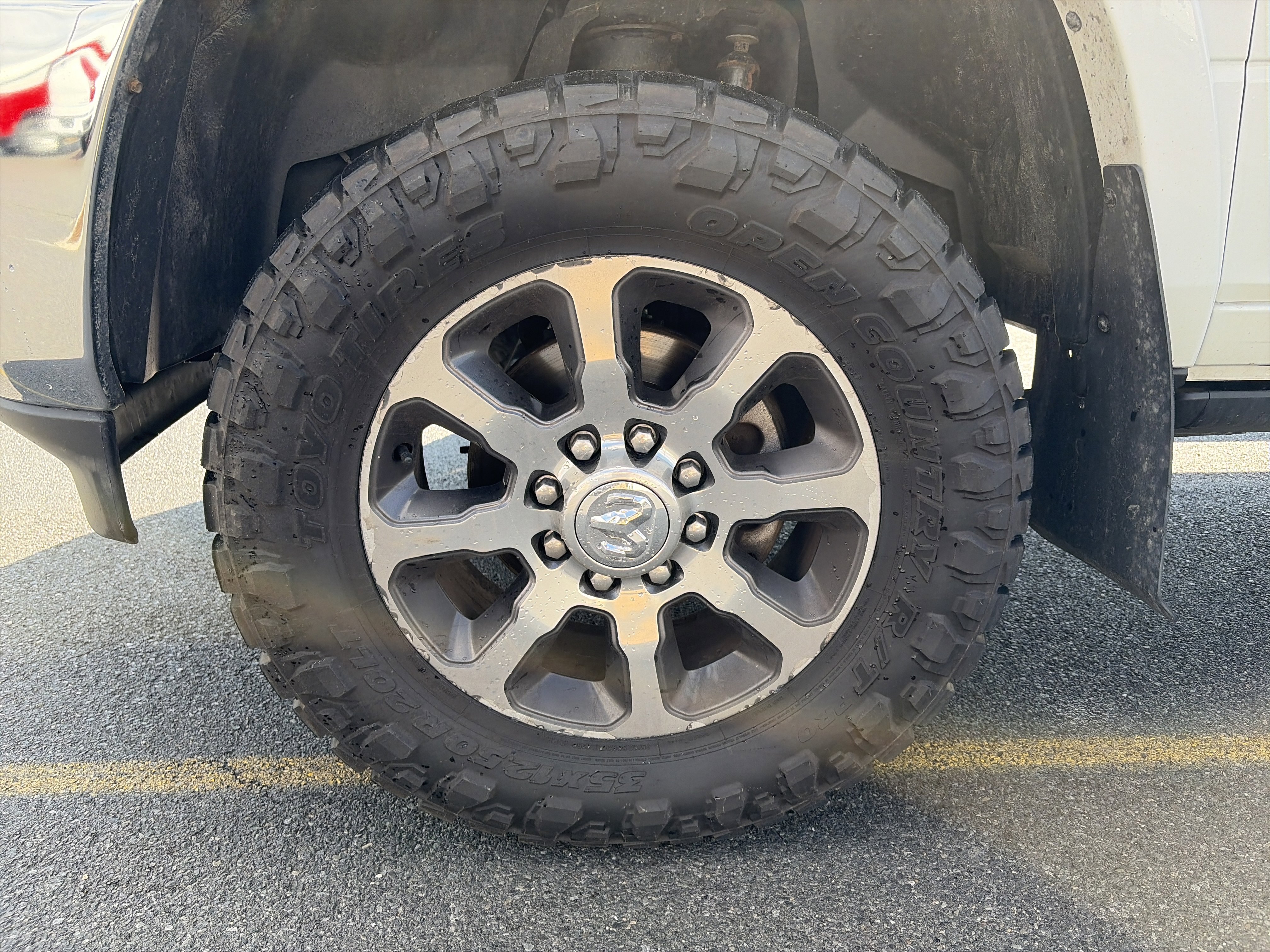 Used 2020 RAM 2500 Limited image 11