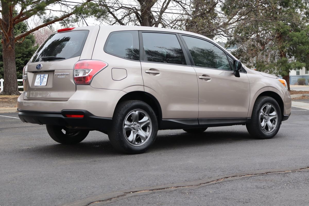 Used 2015 Subaru Forester 2.5i image 5