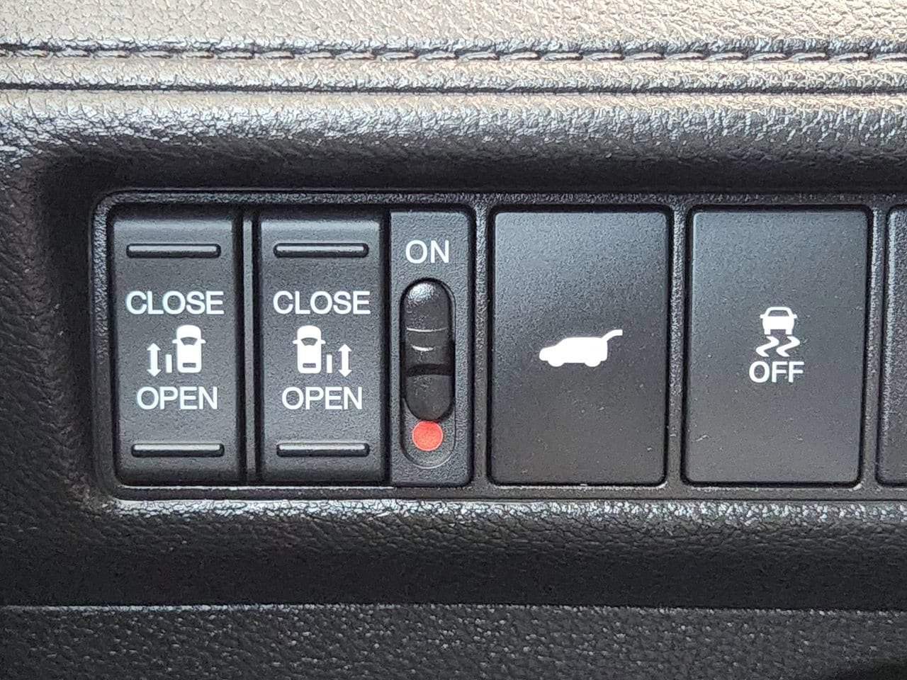 Used 2025 Honda Odyssey Sport-L image 21
