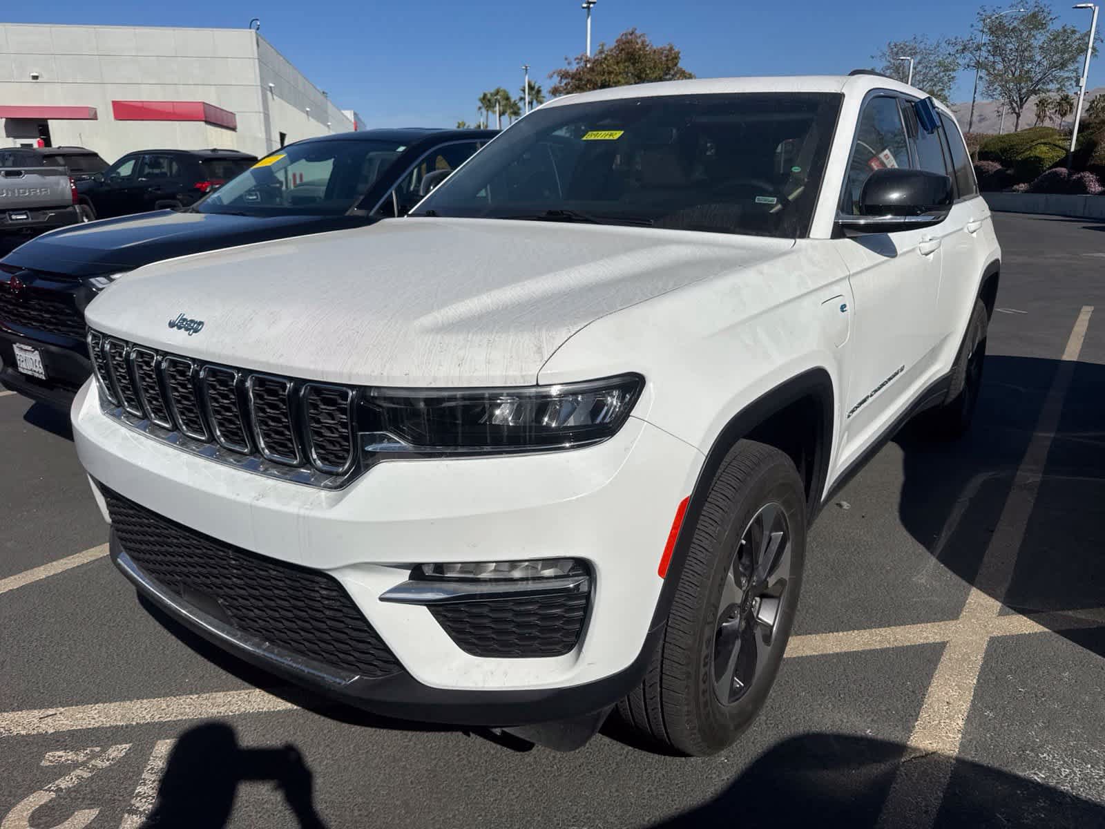 Used 2024 Jeep Grand Cherokee Limited 4xe AWD/4WD image 3