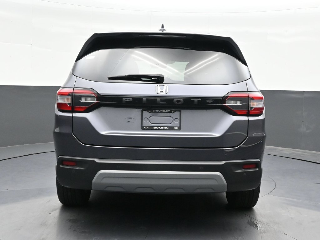 Used 2023 Honda Pilot EX-L image 4