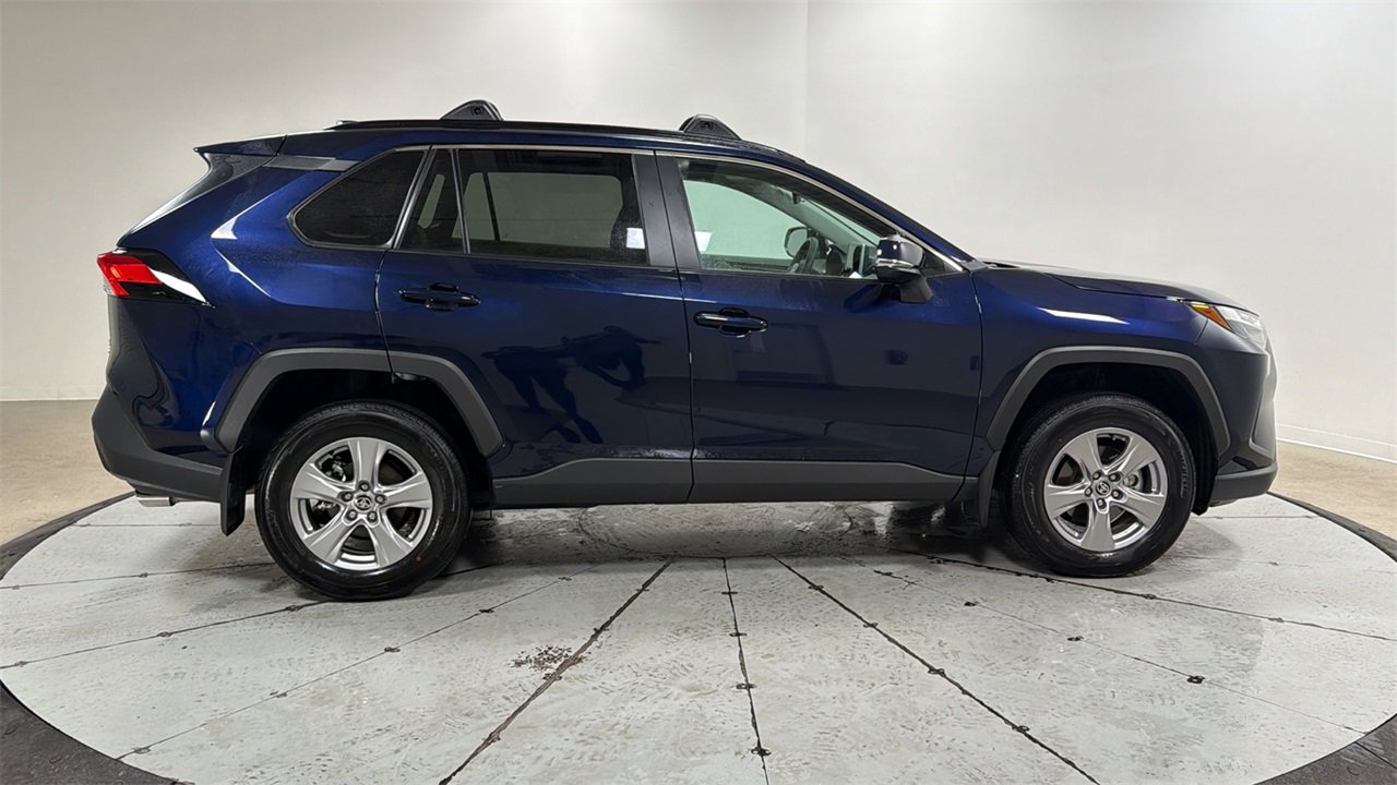 Used 2025 Toyota RAV4 XLE w/ Convenience Package image 6