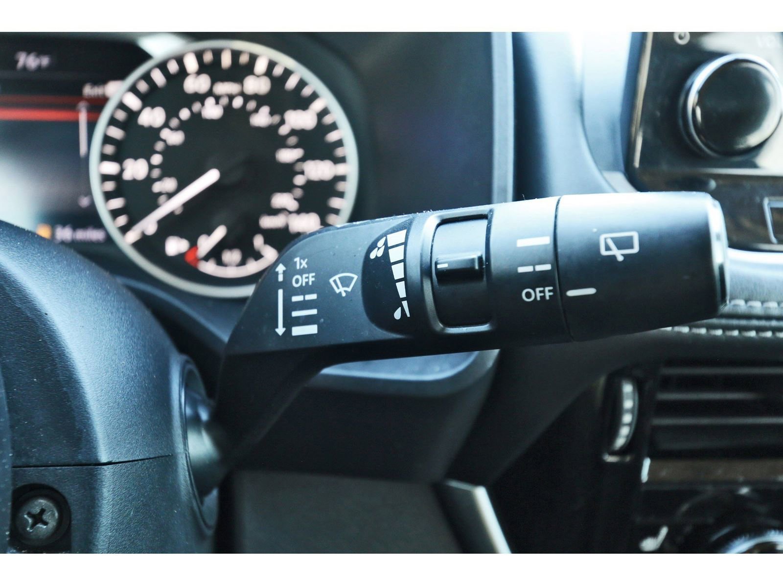 Used 2021 Nissan Rogue SL w/ Premium Package image 21