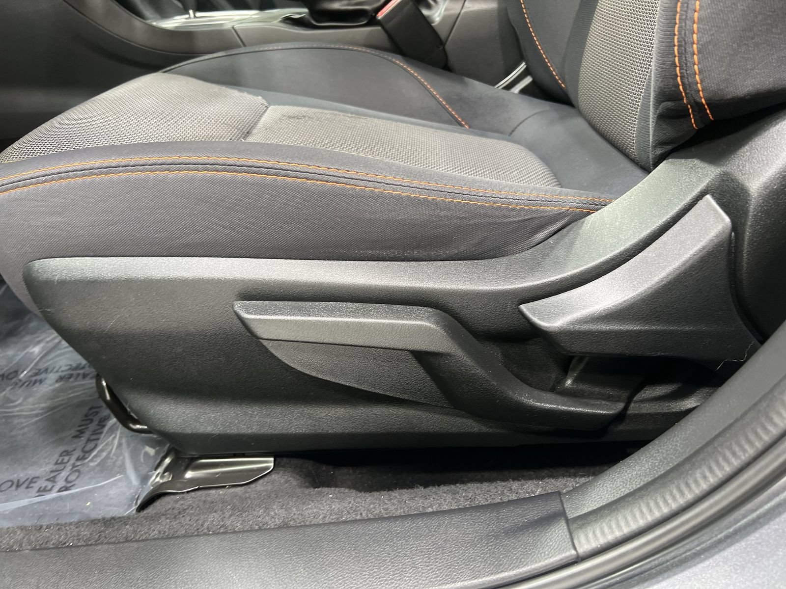 Used 2023 Subaru Crosstrek 2.0i Premium AWD/4WD image 12