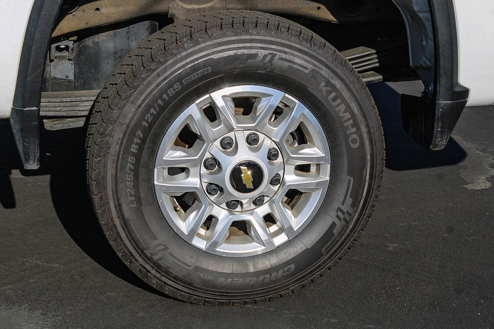 Used 2025 Chevrolet Silverado 2500 LT w/ Convenience Package AWD/4WD image 8