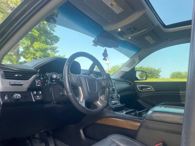 Used 2019 GMC Yukon XL Denali RWD image 15