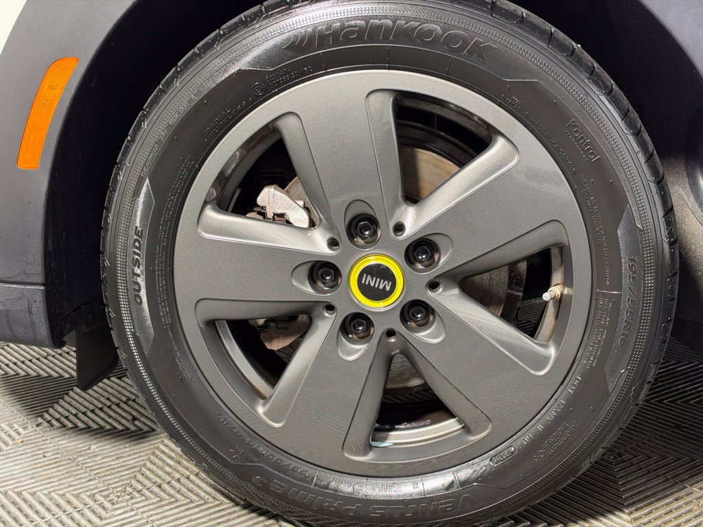 Used 2024 MINI Cooper SE FWD image 37
