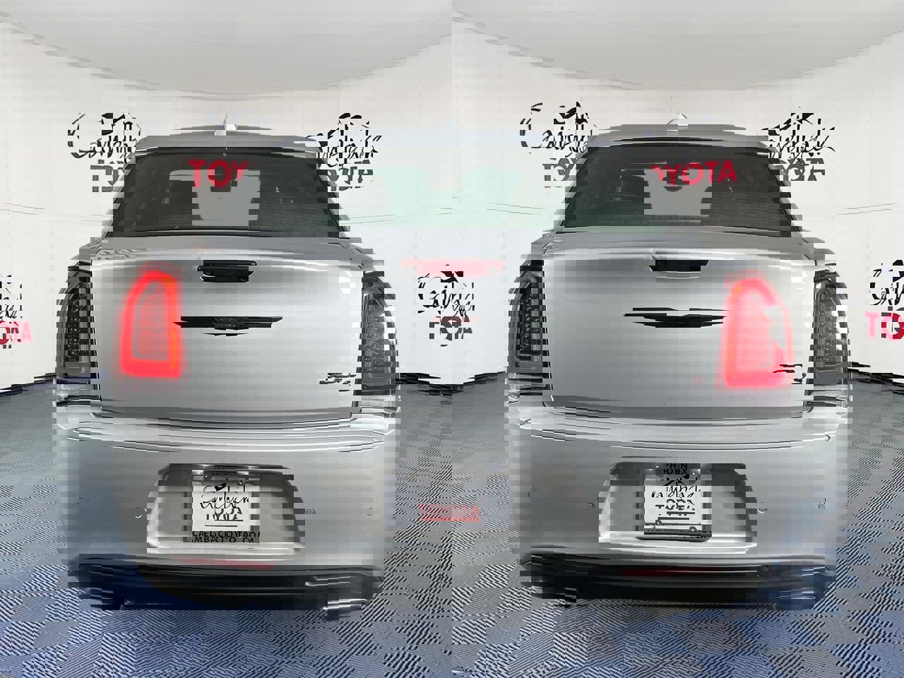 Used 2023 Chrysler 300 S image 6