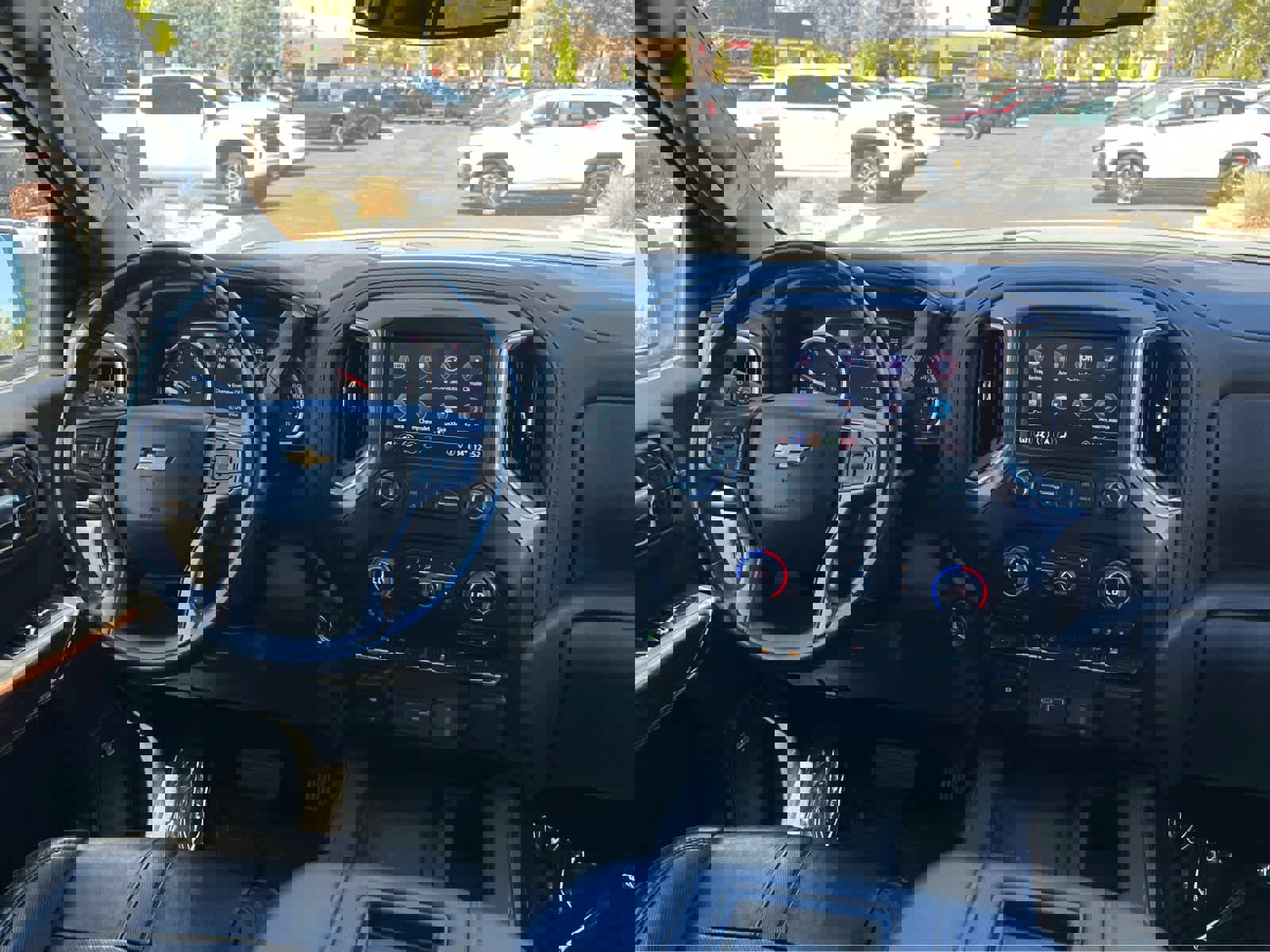 Used 2022 Chevrolet Silverado 1500 High Country AWD/4WD image 24