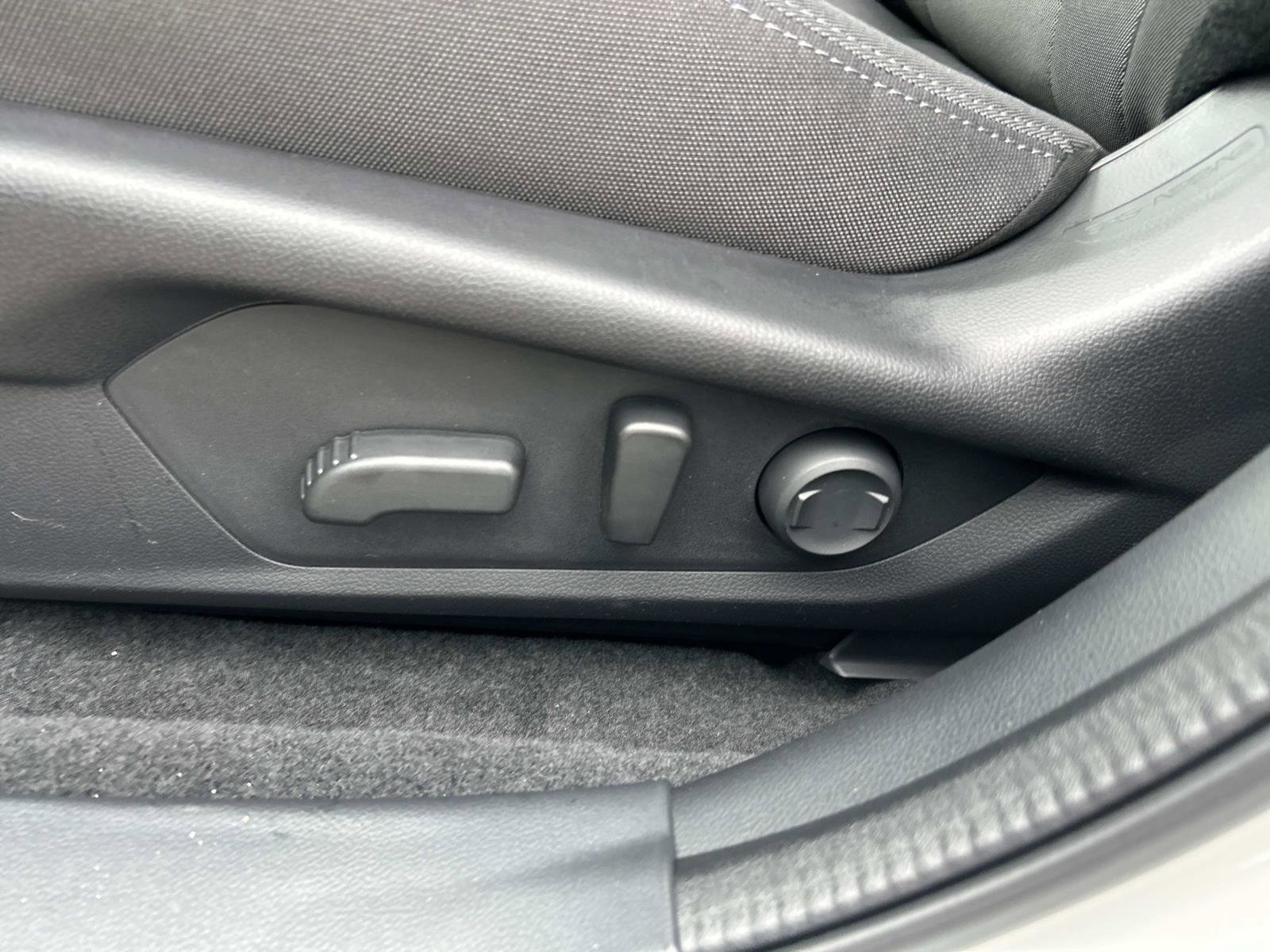 New 2026 Subaru Crosstrek 2.0i Premium image 9