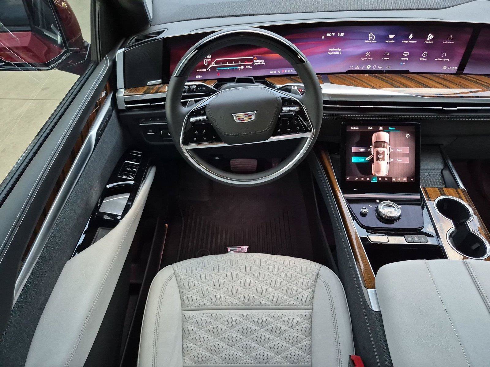 New 2026 Cadillac Escalade Platinum Sport w/ LPO, ONYX Package AWD/4WD image 14