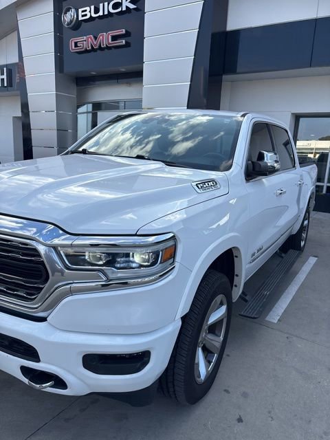 Used 2021 RAM 1500 Limited w/ Body Color Bumper Group image 11
