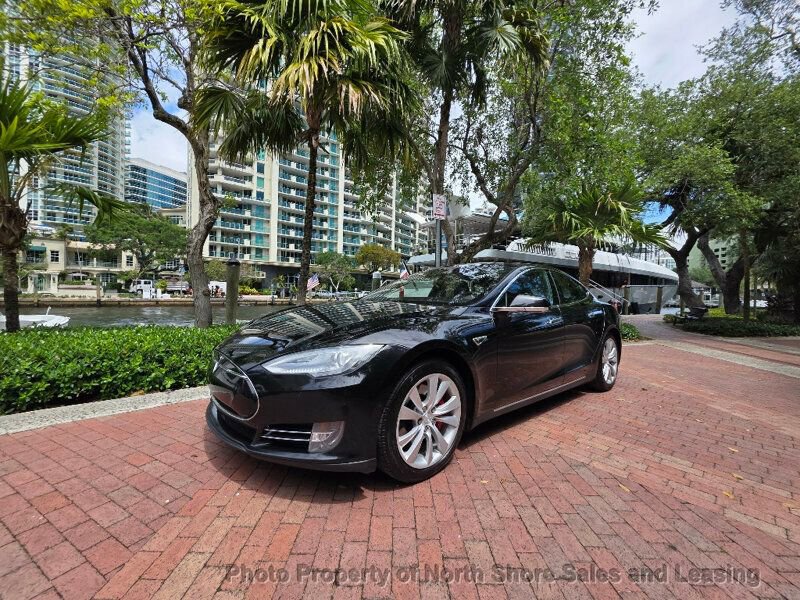 Used 2015 Tesla Model S P90D image 48