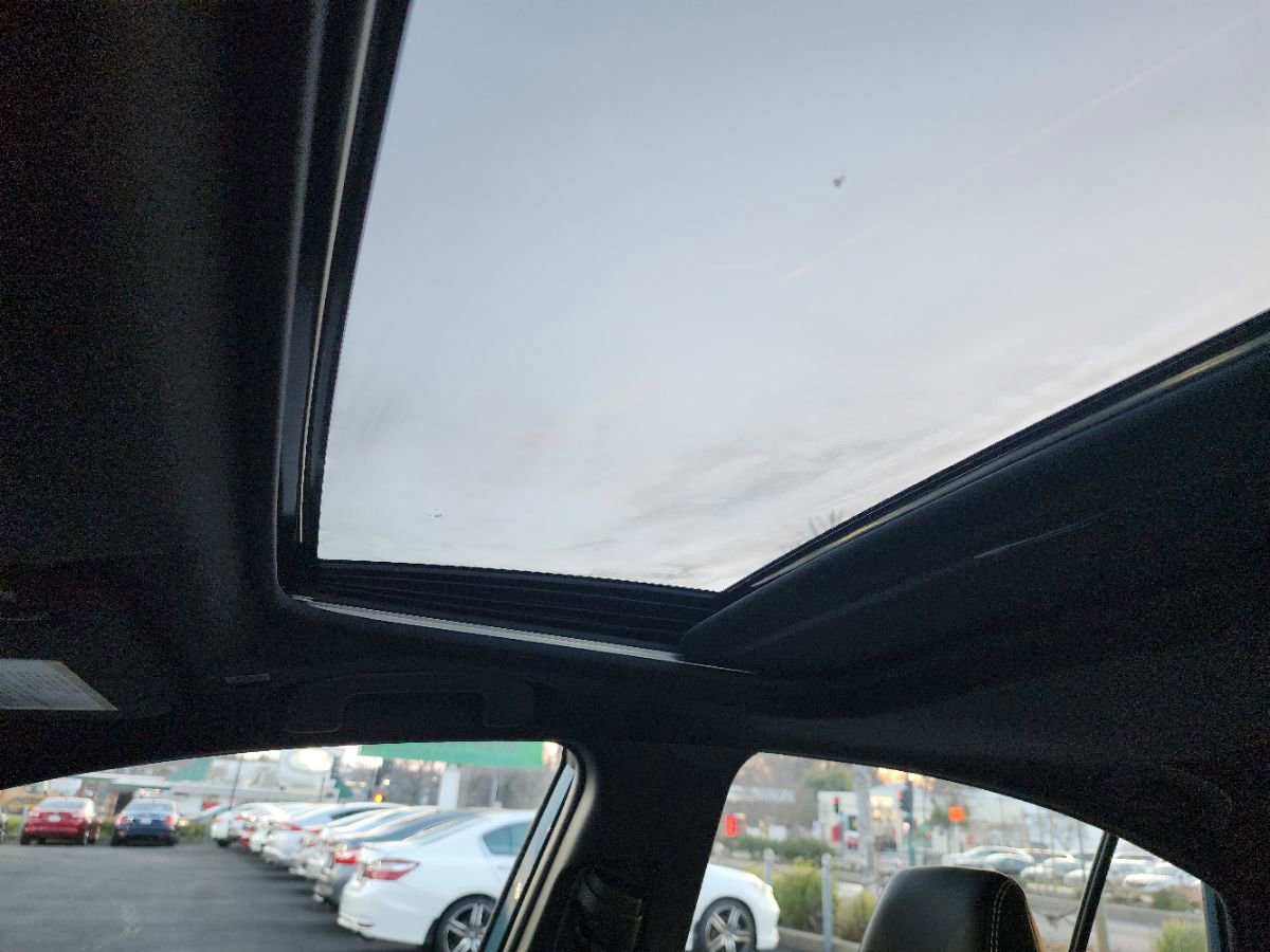 Used 2025 Toyota Camry SE w/ Multimedia Upgrade Package image 15