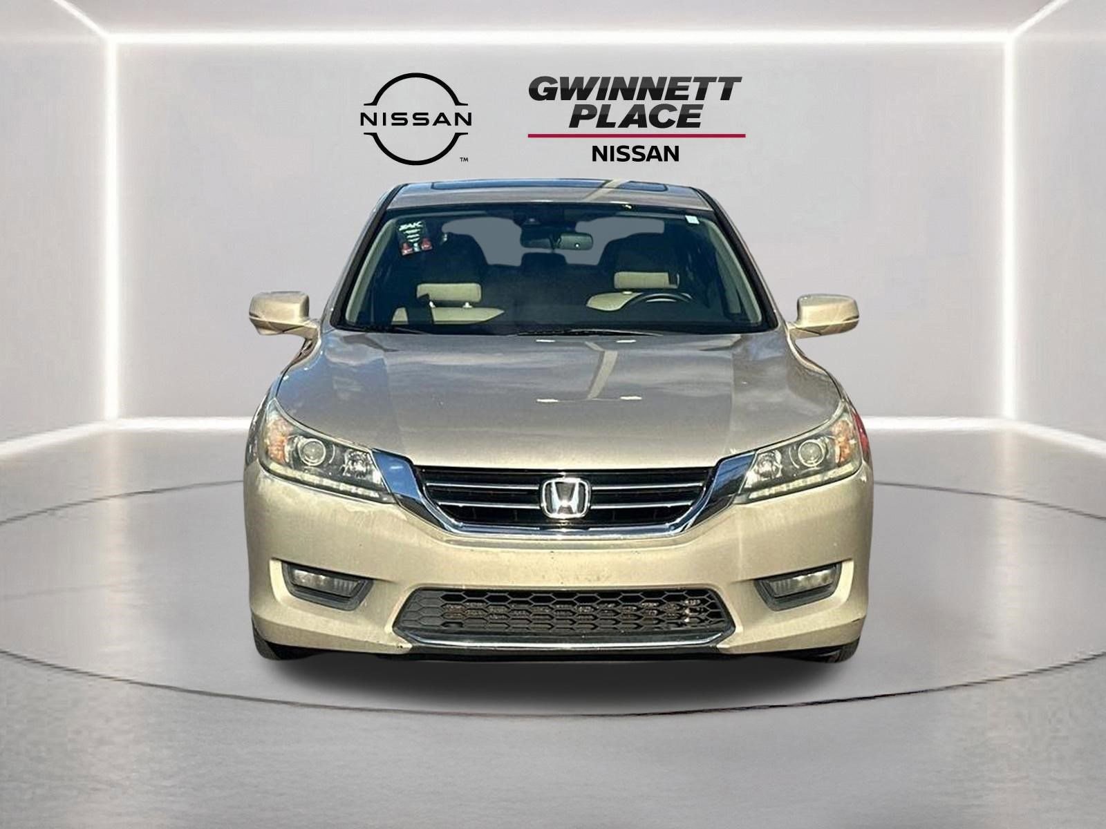 Used 2015 Honda Accord EX-L image 2