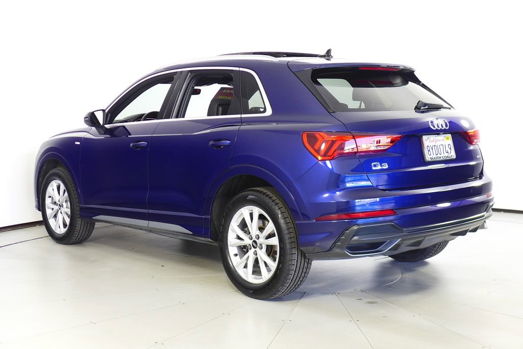 Used 2022 Audi Q3 2.0T Premium w/ Convenience Package image 9