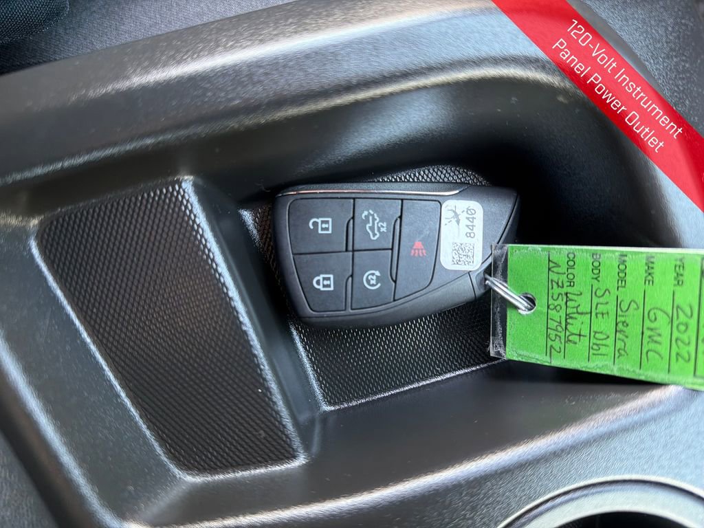 Used 2022 GMC Sierra 1500 SLE image 23