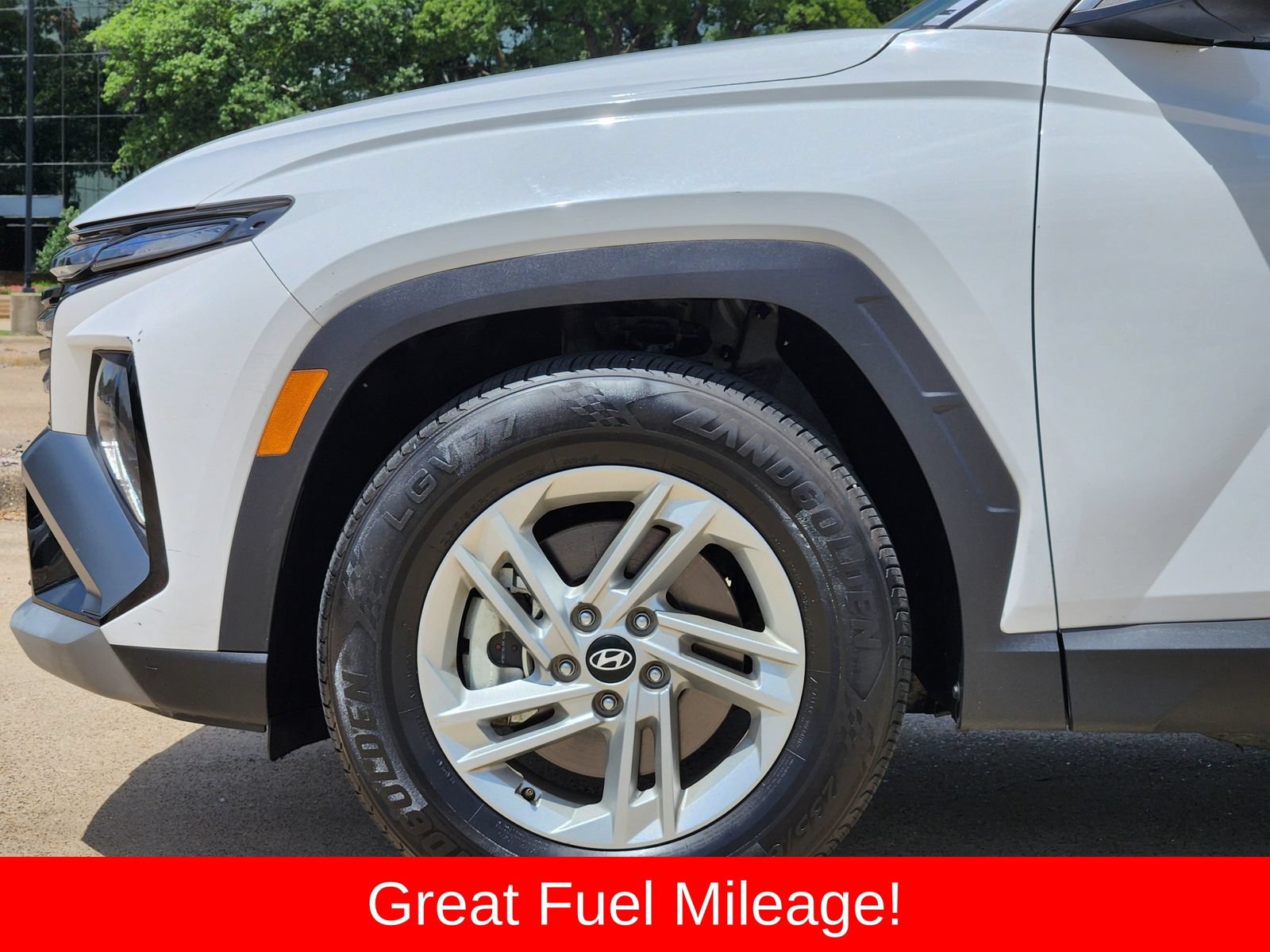 Used 2025 Hyundai Tucson SE FWD image 8