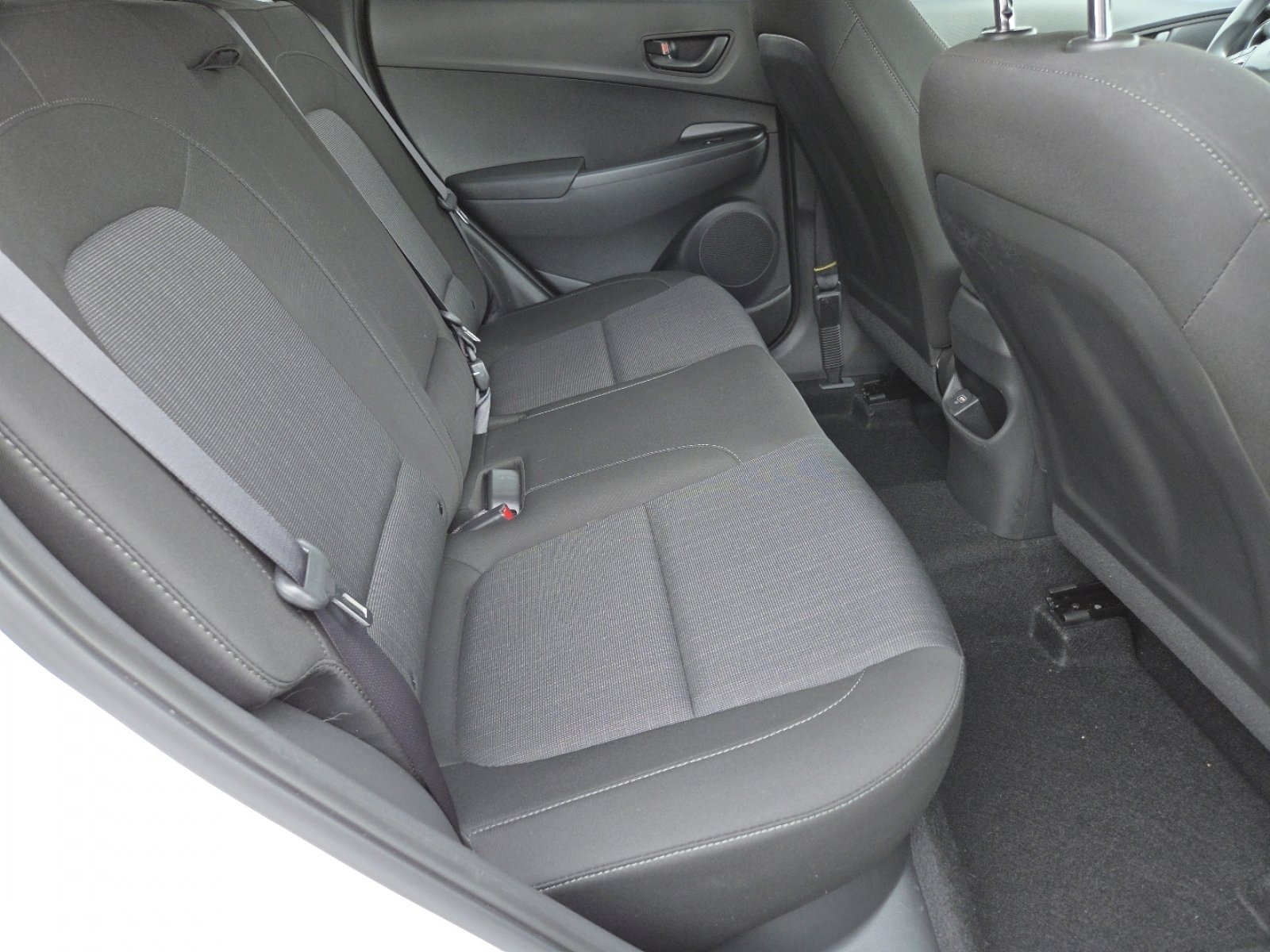 Used 2023 Hyundai Kona SEL image 24