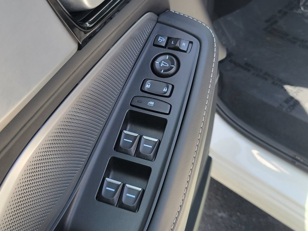 Certified 2026 Acura MDX w/ Technology Package FWD image 21