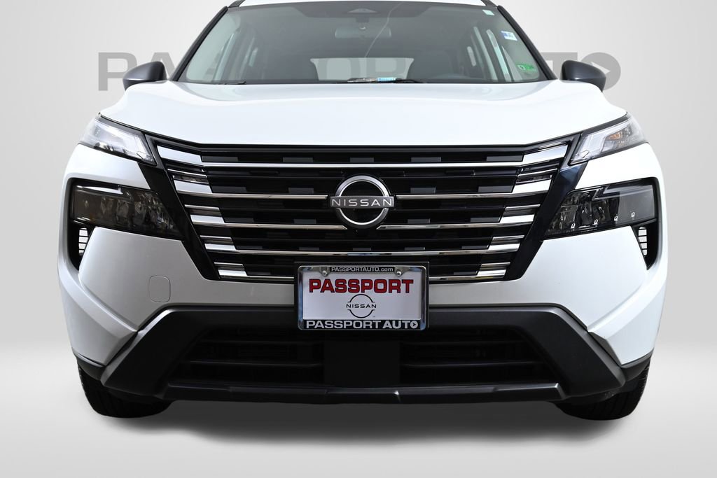 Certified 2025 Nissan Rogue S image 2