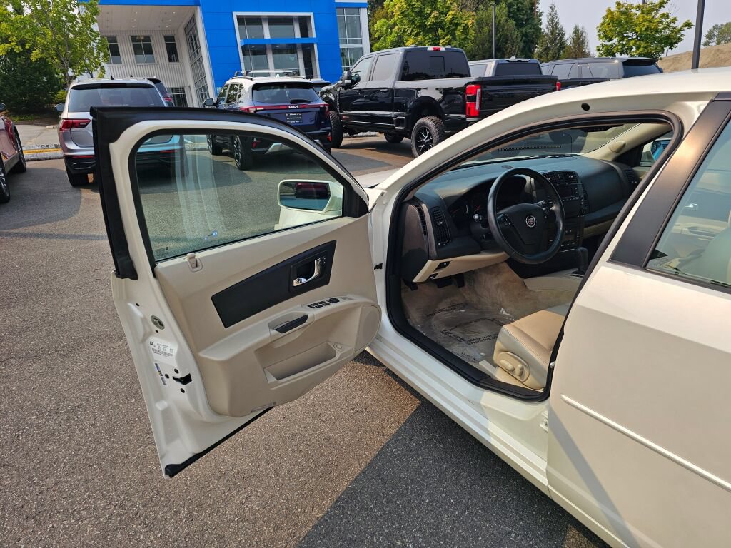 Used 2004 Cadillac CTS 3.6 RWD image 18