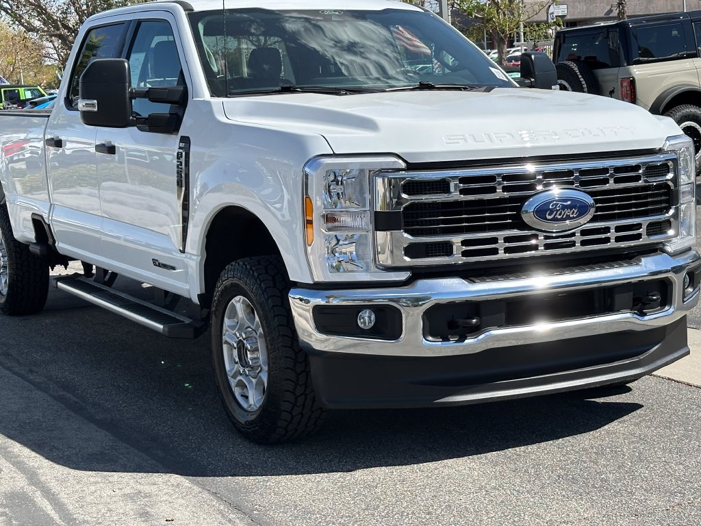 Used 2025 Ford F250 XLT AWD/4WD image 11