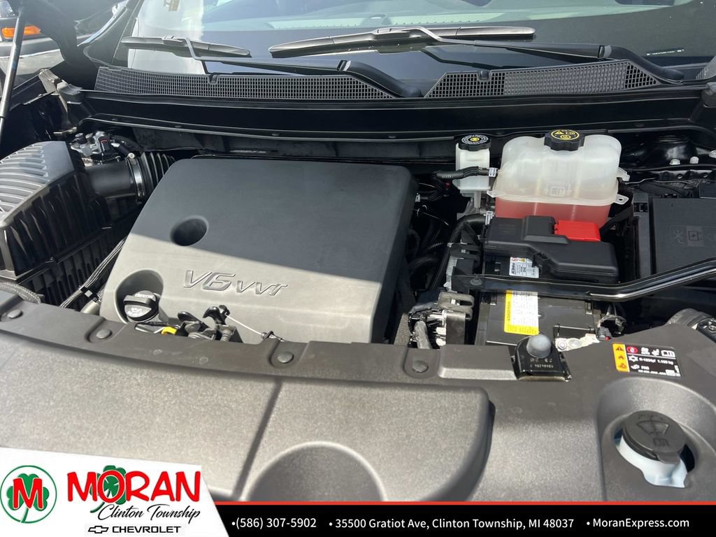 Certified 2023 Chevrolet Traverse LT FWD image 11
