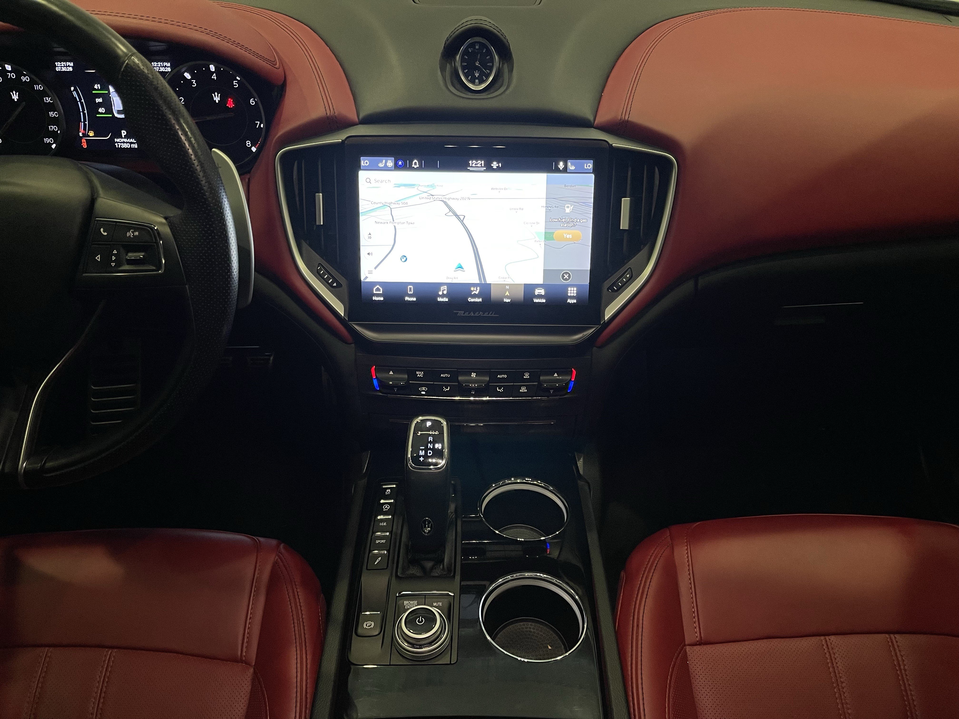 Used 2021 Maserati Ghibli S GranSport Q4 AWD/4WD image 17